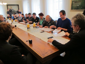 Podpis dogovora 6.4.2016